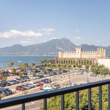 Hotel Al Castello Torri Del Benaco Eksteriør bilde