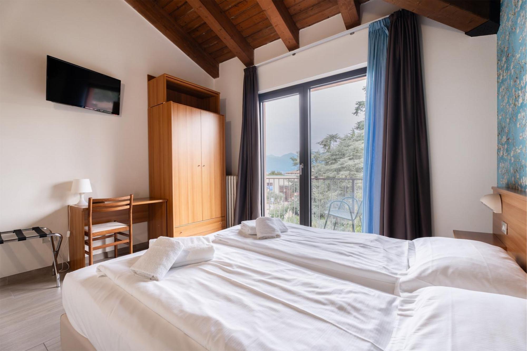 Hotel Al Castello Torri Del Benaco Eksteriør bilde